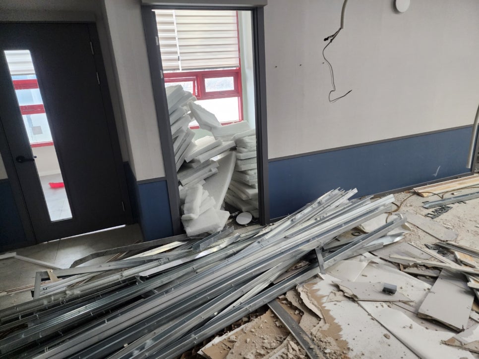 안전한 철거 작업 현장 20